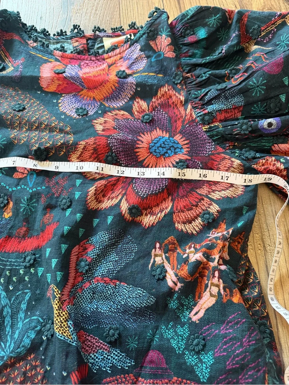 FARM Rio Vibrant Floral Embroidered Puff Sleeve Cotton Top - Size Small